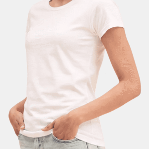 Camiseta blanca de mujer personalizada Fruit of the Loom en algodón de manga corta.